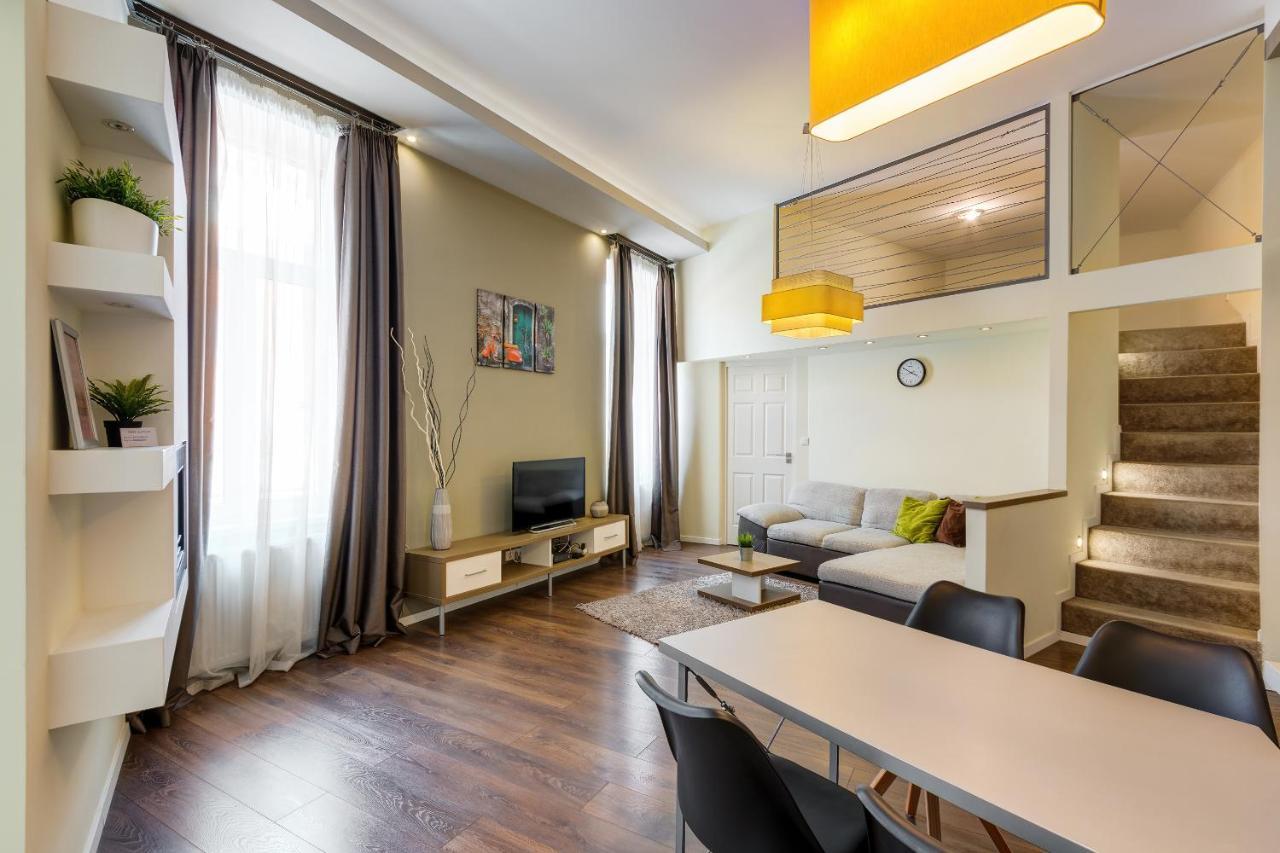 Spacious & Stylish Apartment In Downtown Budapest Luaran gambar