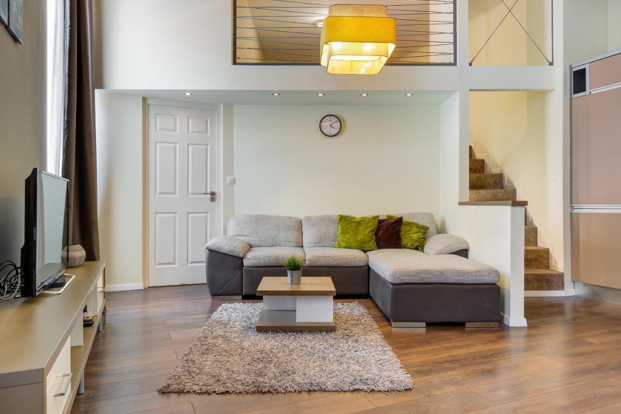 Spacious & Stylish Apartment In Downtown Budapest Luaran gambar