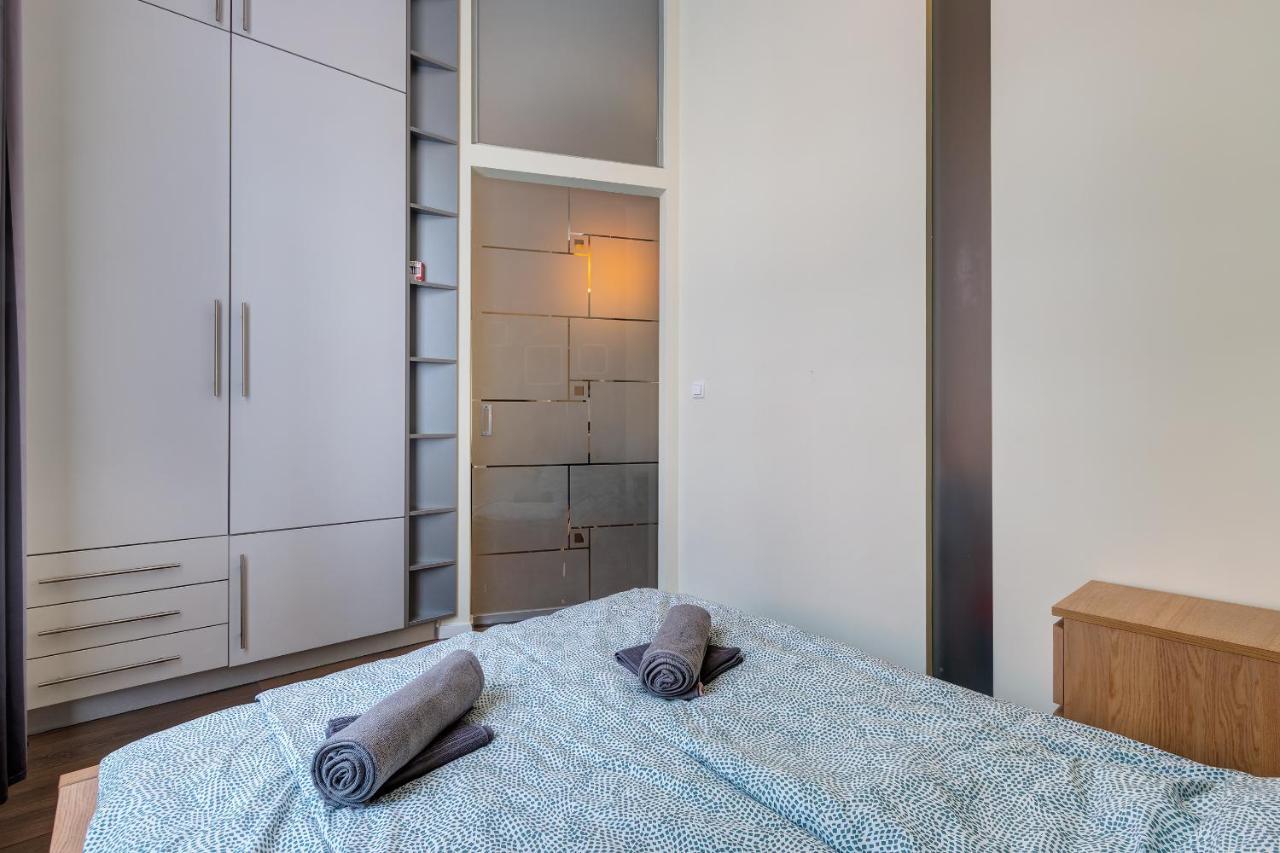 Spacious & Stylish Apartment In Downtown Budapest Luaran gambar